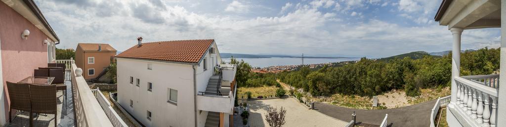 Apartments Adria Crikvenica Luaran gambar
