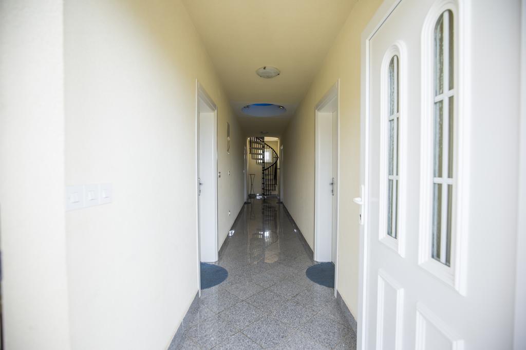 Apartments Adria Crikvenica Luaran gambar