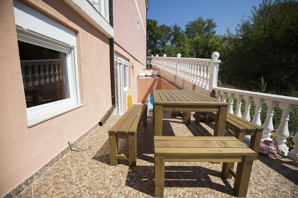 Apartments Adria Crikvenica Luaran gambar