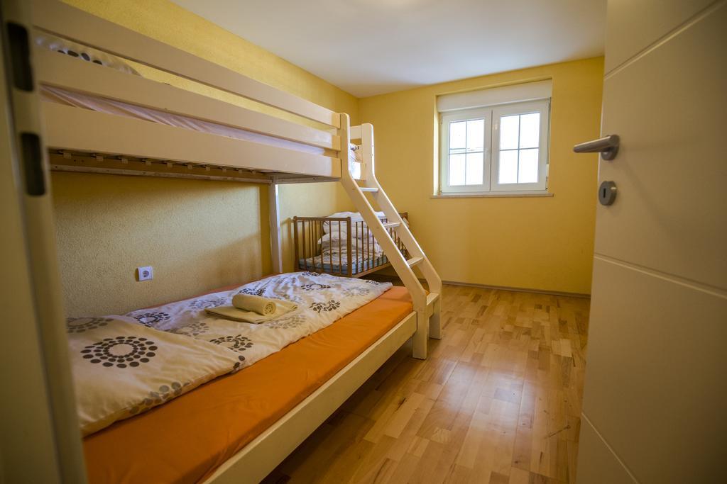 Apartments Adria Crikvenica Luaran gambar